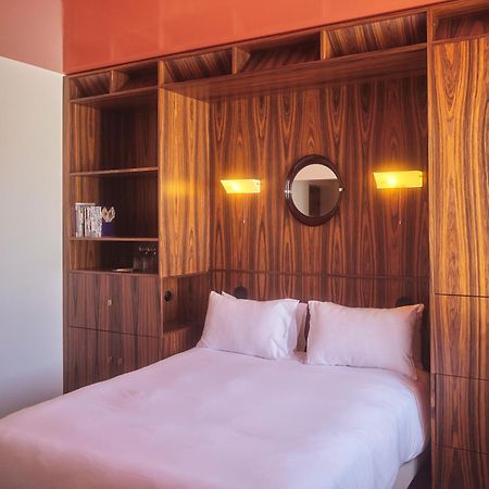 Hotel Present - Entree Autonome, Reception En Ligne - Encore Mieux آرْلْ المظهر الخارجي الصورة